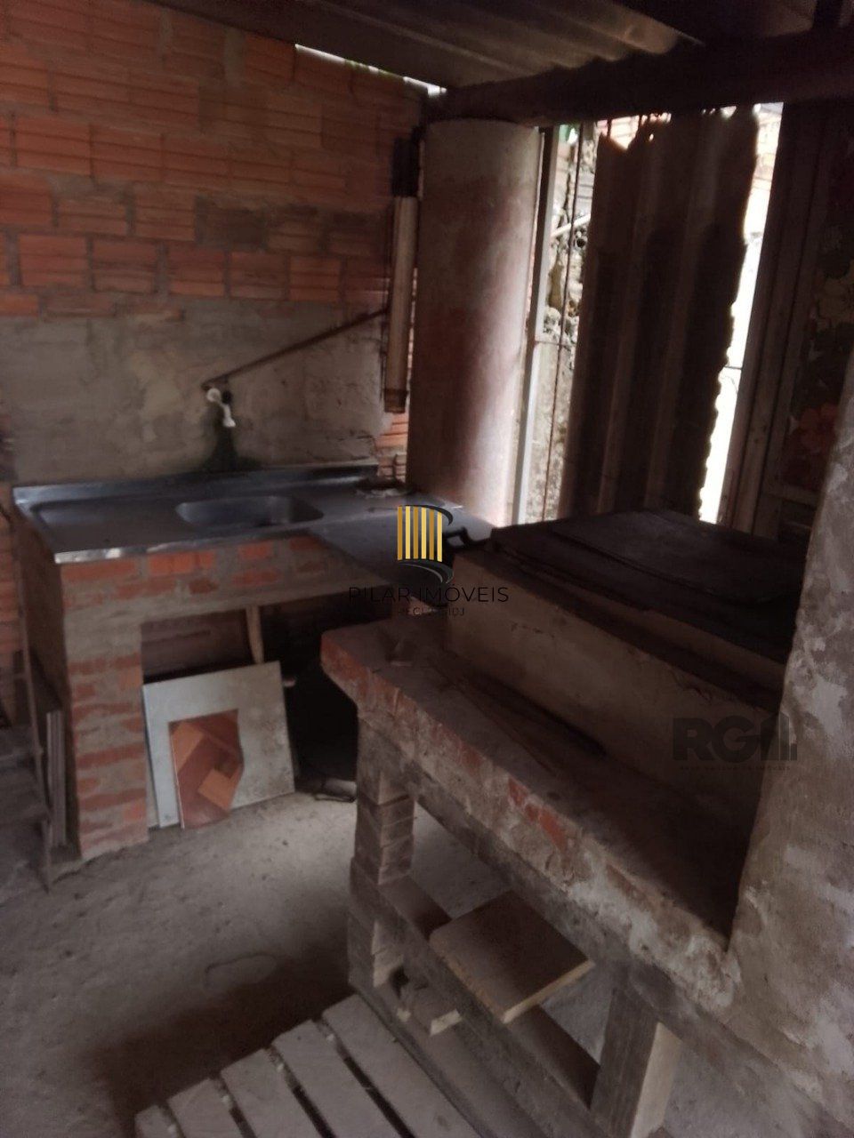 Casa 2 dormitórios no bairro Zona Nova Sul
