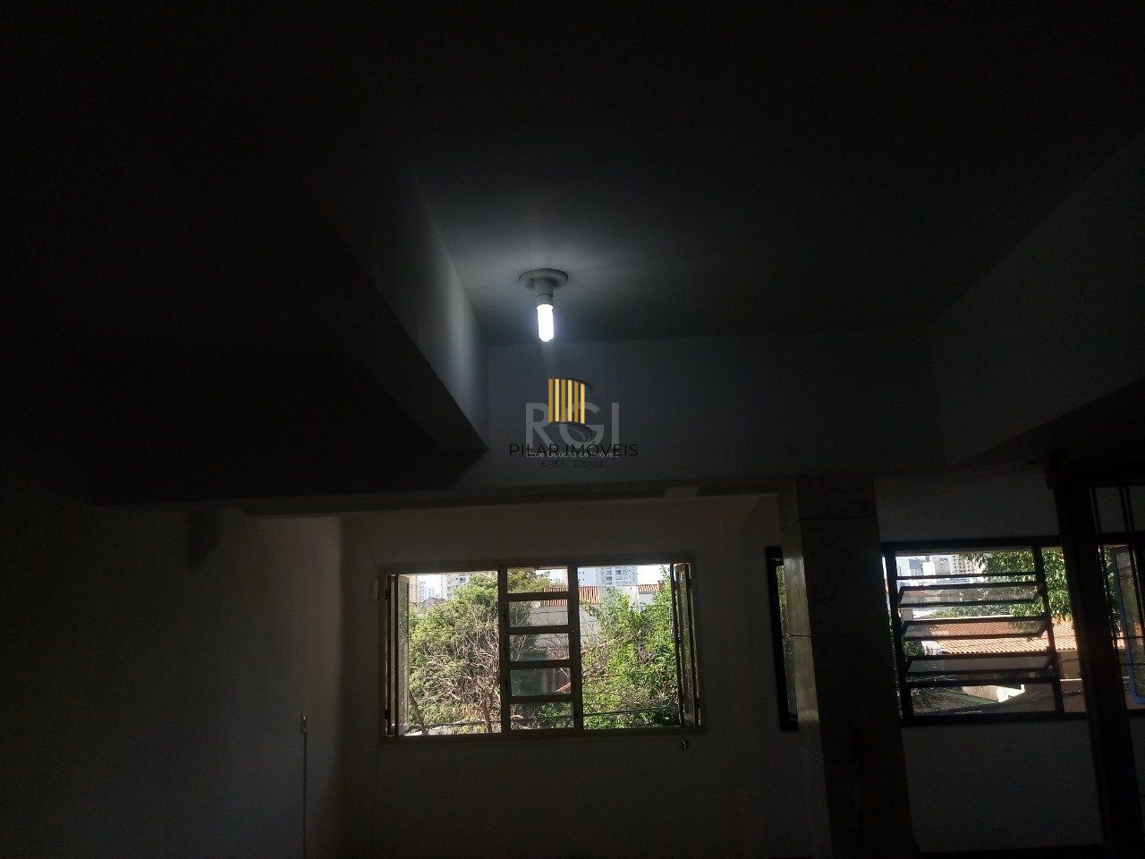 Loja para Venda - 39m², 0 dormitórios, Jardim São Pedro, Porto Alegre
