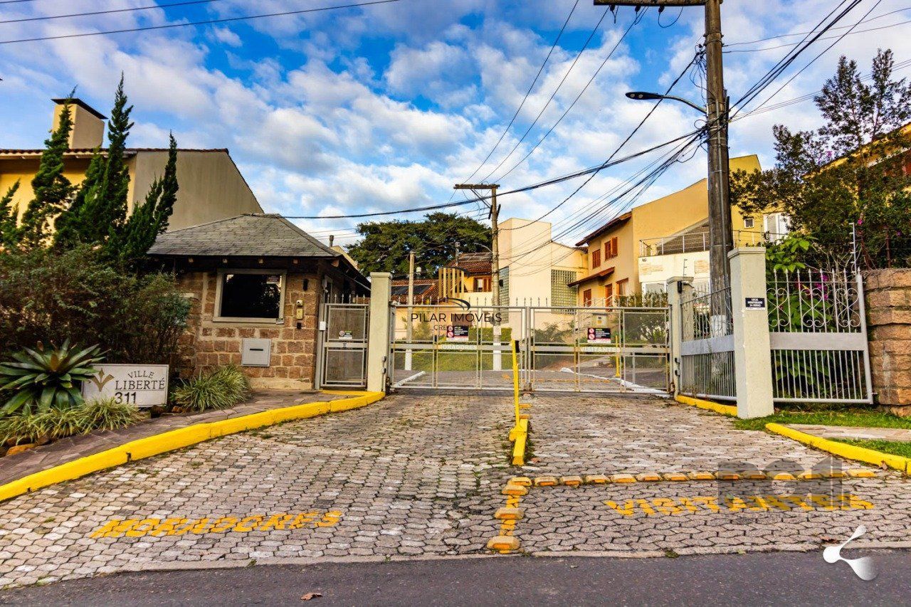 Casa de Condomínio 3 dormitórios no bairro Vila Nova