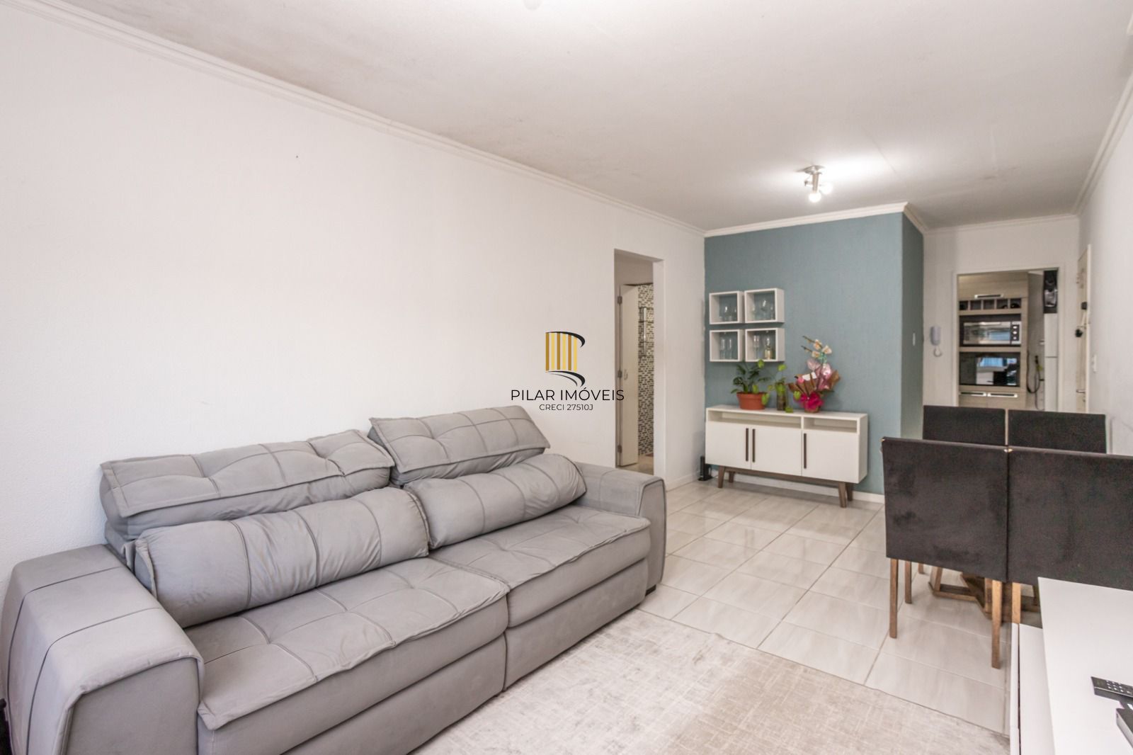Apartamento com 02 quartos no Bairro Sarandi