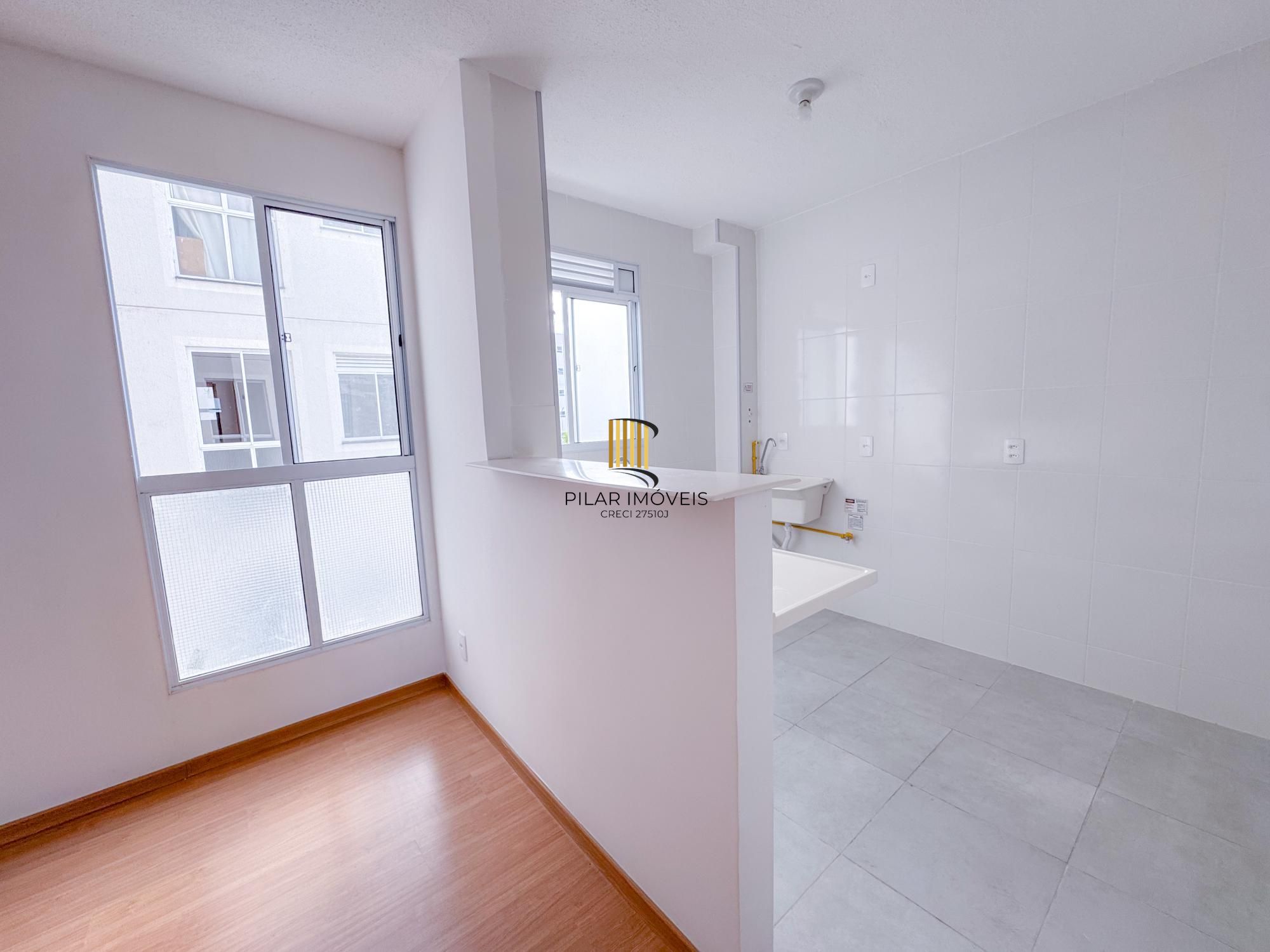 Apartamento com 02 quartos e 01 vaga escriturada, no Morro Santana