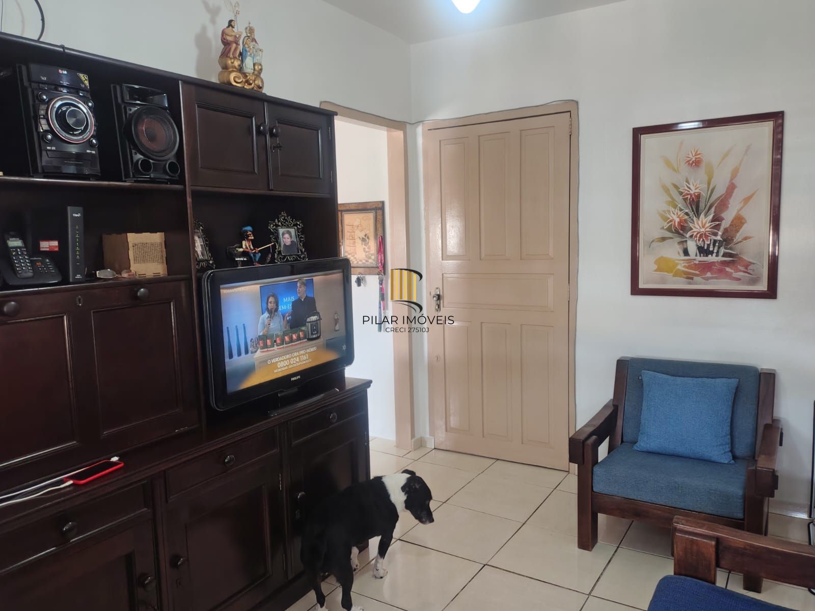 Apartamento de 2 dormitórios , portaria , salão de festas com churrsaqueira !