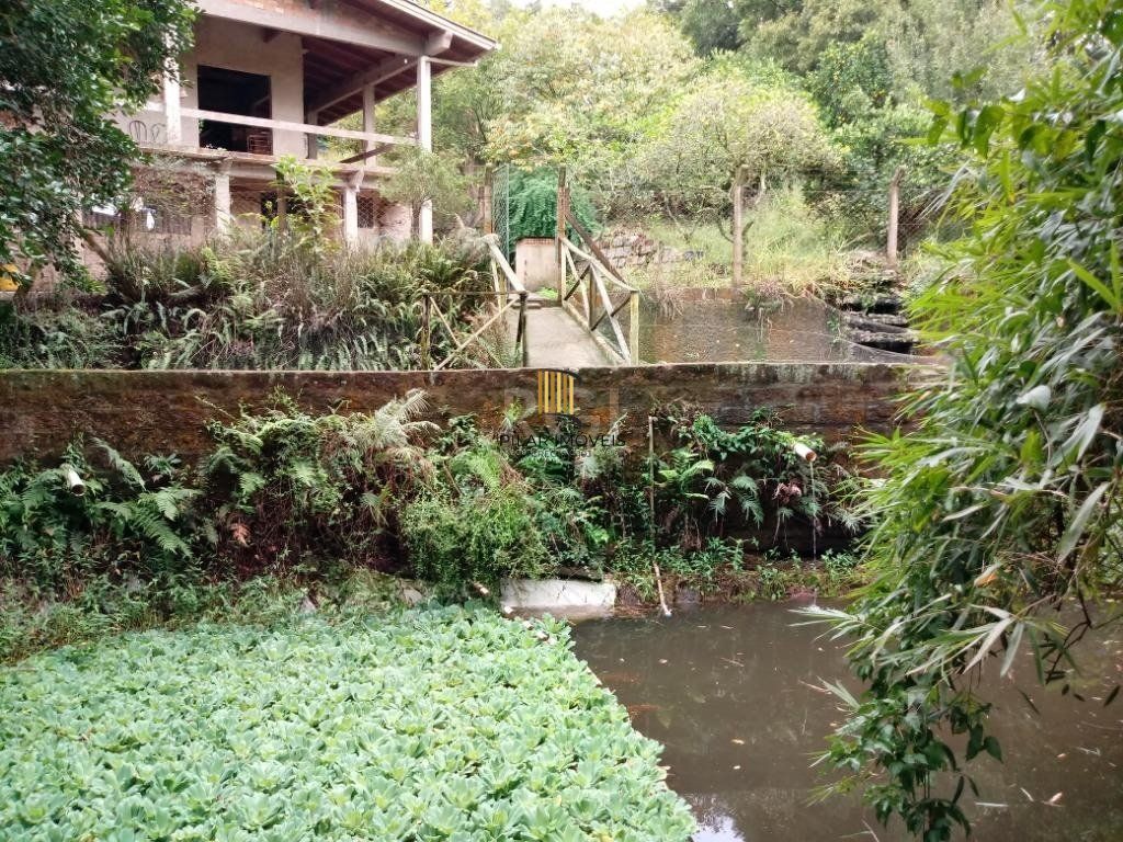 Sítio para Venda - 300m², 3 dormitórios, sendo 1 suites, 4 vagas - Krahe, Viamão