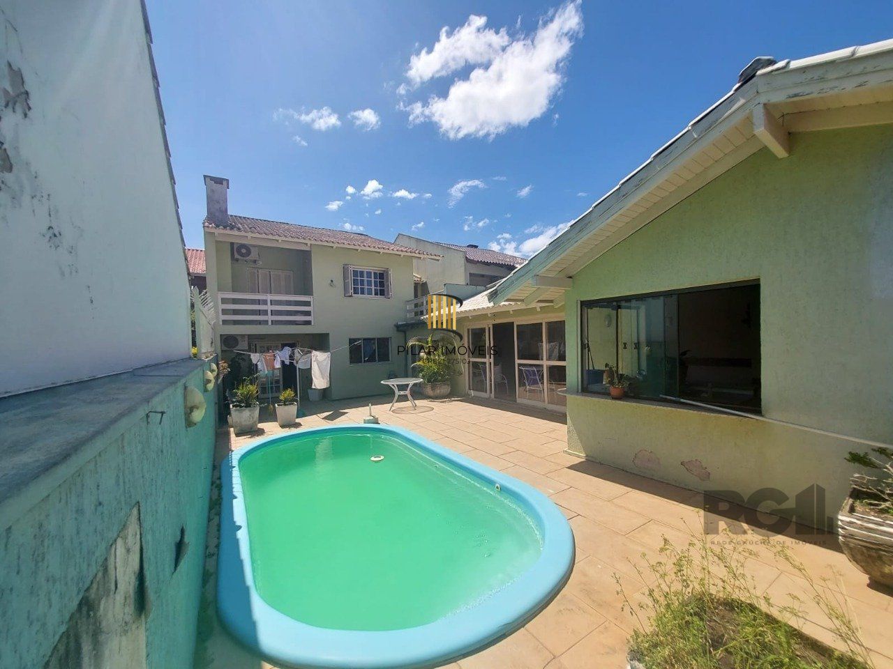 CASA 4 QUARTOS - DEPENDÊNCIA - PISICINA - ÁREA GOUMERT - IPANEMA - PORTO ALEGRE - RS