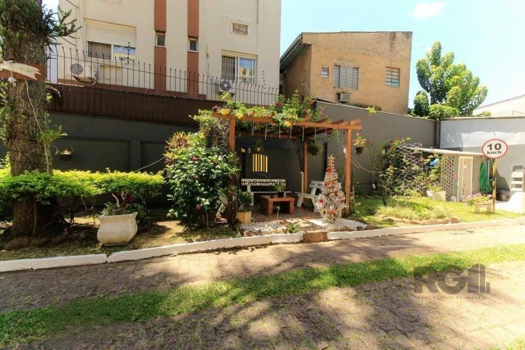 Apartamento de 01 Dormitório no Bairro Partenon com 38,00 m² de área Privativa