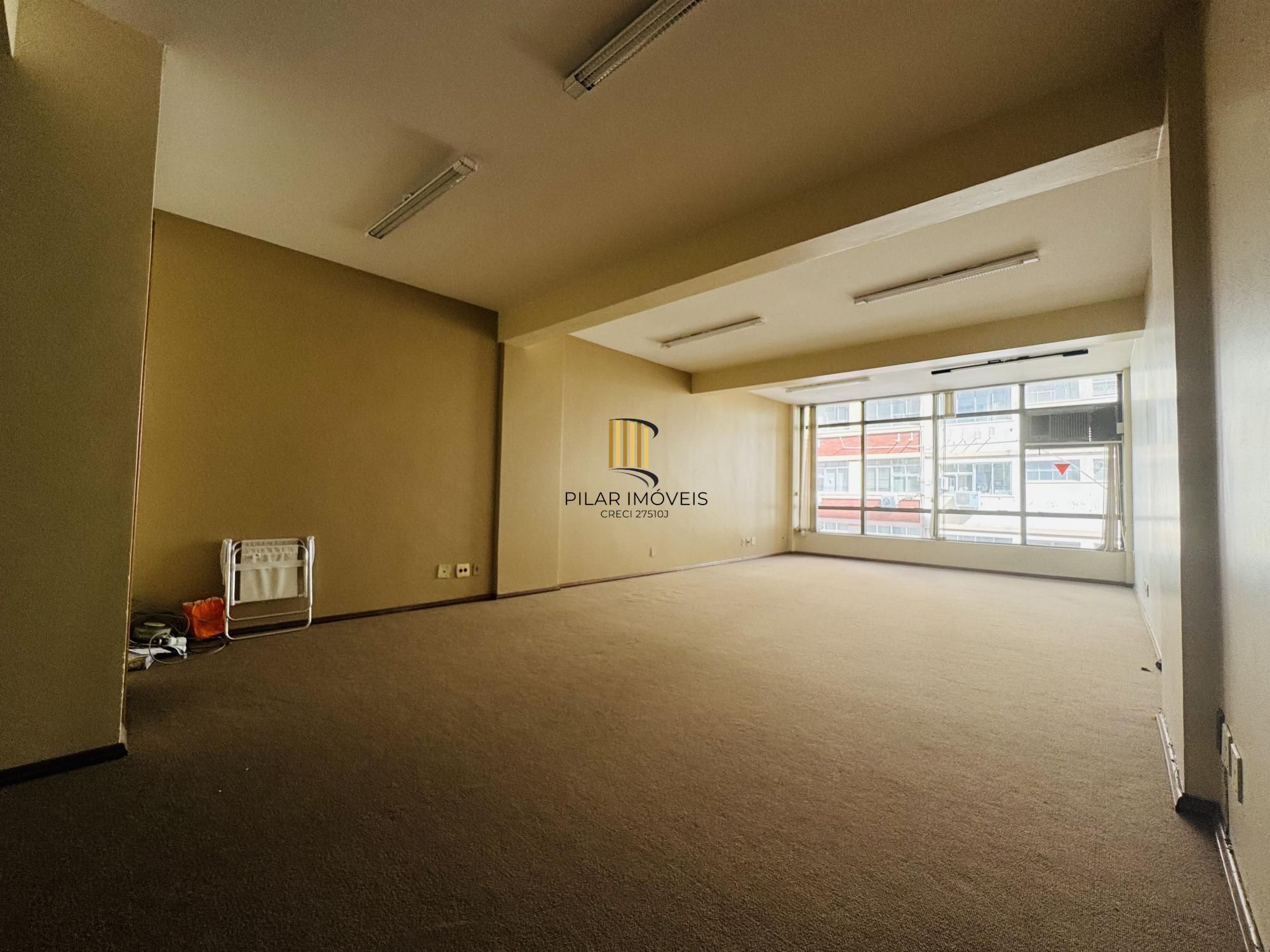 Sala Comercial 1 dormitório no bairro Centro Histórico