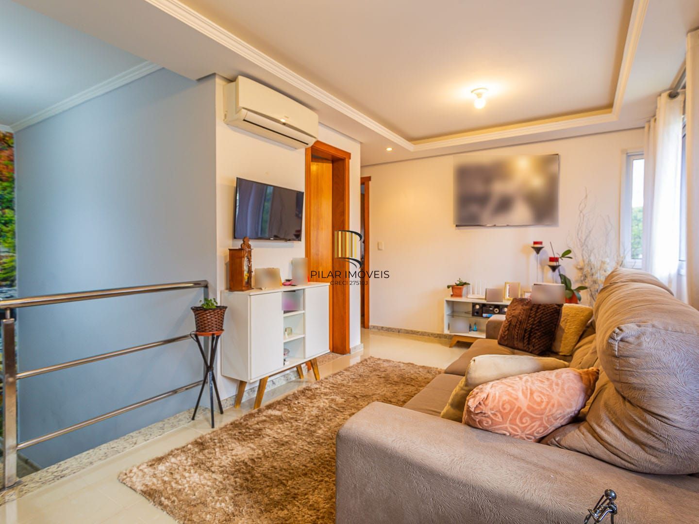 Casa 3 dormitórios com duas suítes bairro Jardim Floresta - Lindoia