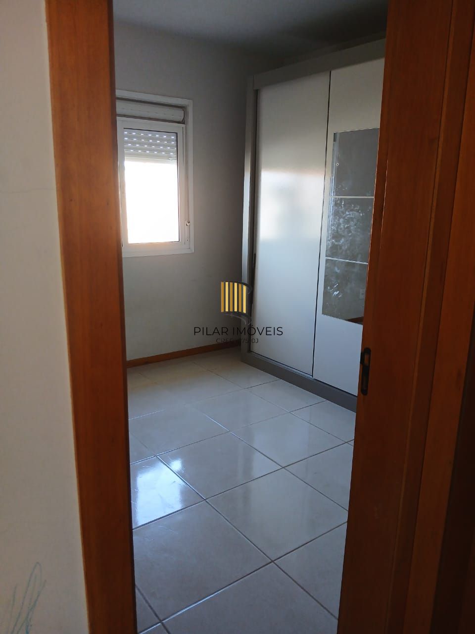Casa com 02 quartos e 02 vagas no Bairro Costa Gama