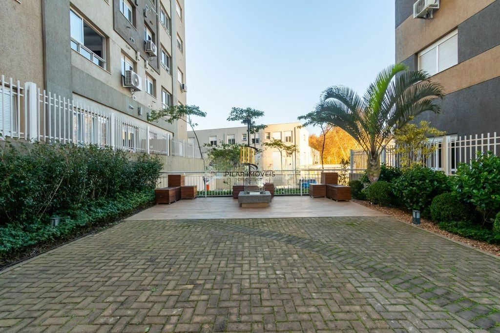 Excelente apto 2 dormitórios, 55m² privativos com churrasqueira, andar alto no JARDIM CARVALHO, condomínio completa infra.