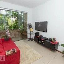 Apartamento com 03 dormitórios no Bairro Rio Branco de Porto Alegre