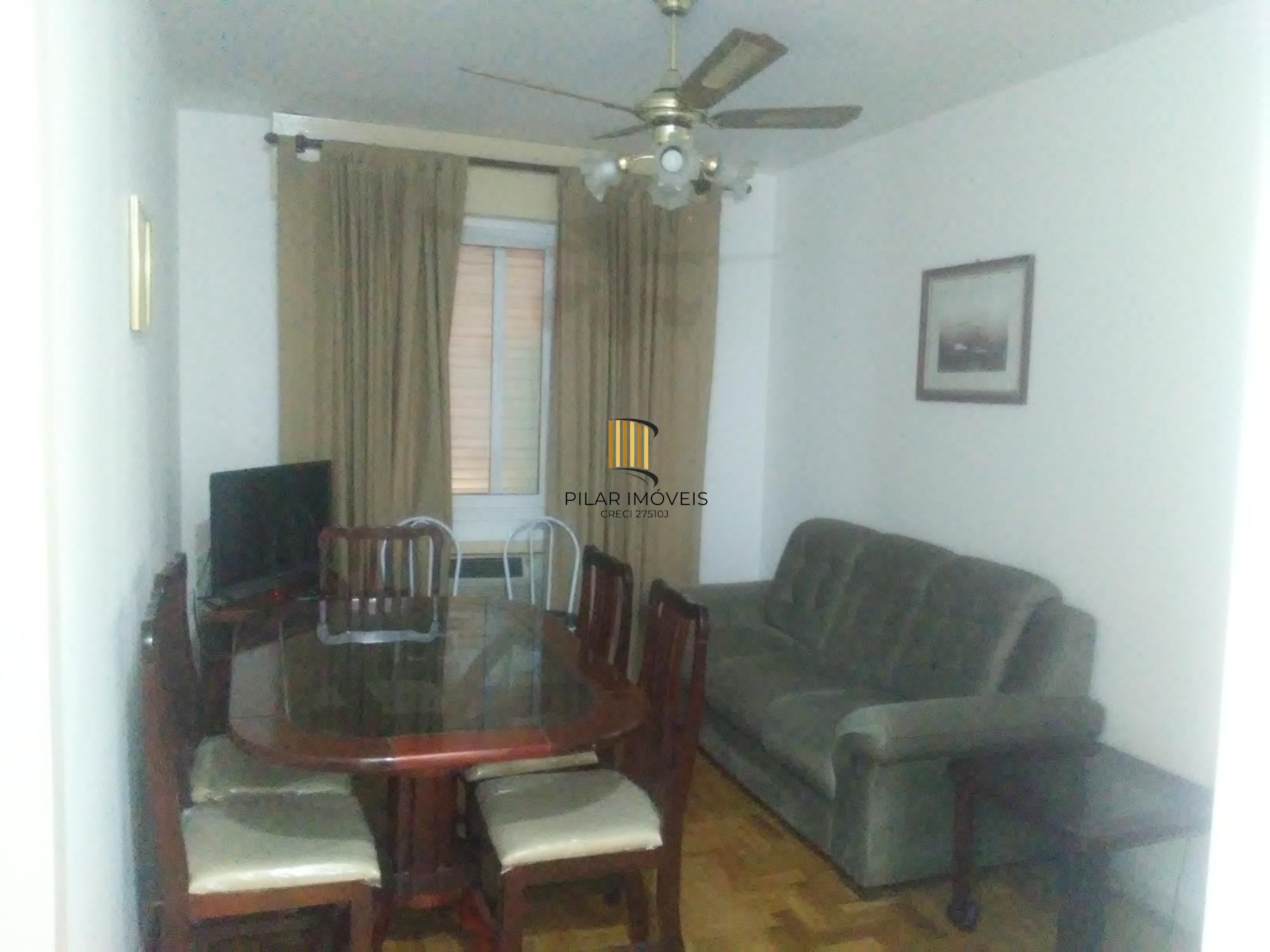 APARTAMENTO 2 DORMITÓRIOS NO 2º PAVIMENTO 1º ANDAR LOCALIZADO  NO BAIRRO SÃO SEBASTIÃO