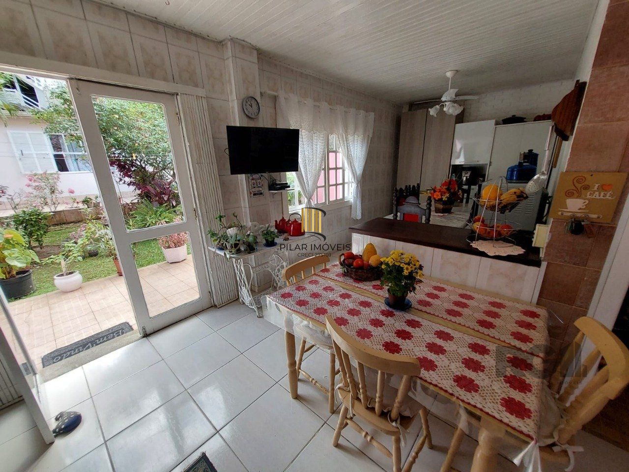 CASA 3 QUARTOS - ESPÍRITO SANTO - PORTO ALEGRE - RS