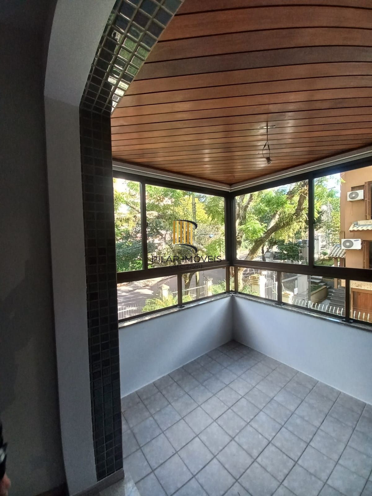 Apartamento reformado no coração da Tristeza