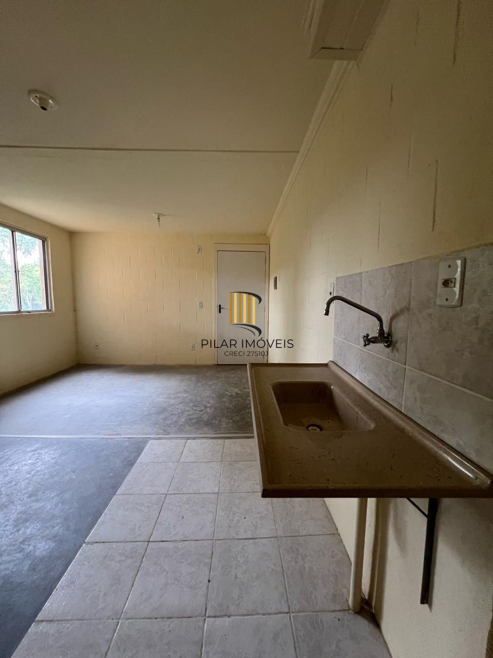 Apartamento com 2 quartos com vaga de garagem no Bairro Campo Novo