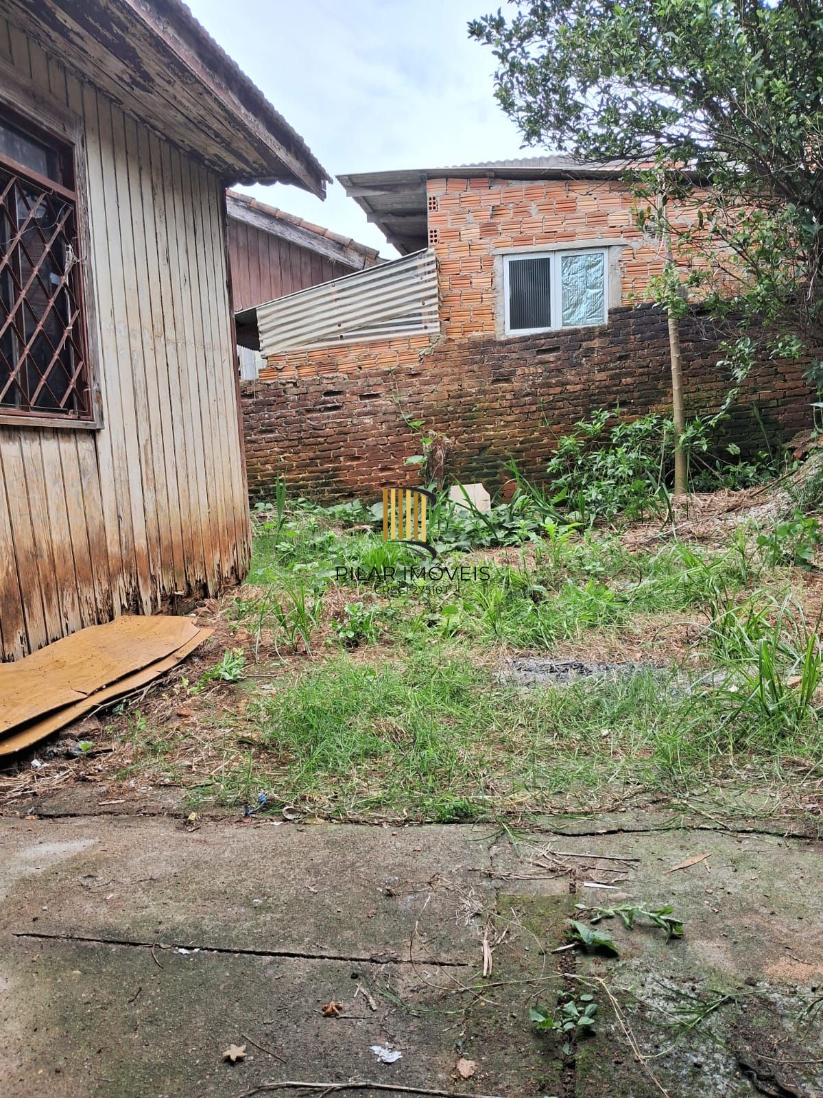 VENDE TERRENO ESCRITURADO COM EXCLUSIVIDADE NA CEFFER II - PRÓXIMO A ANTONIO DE CARVALHO.