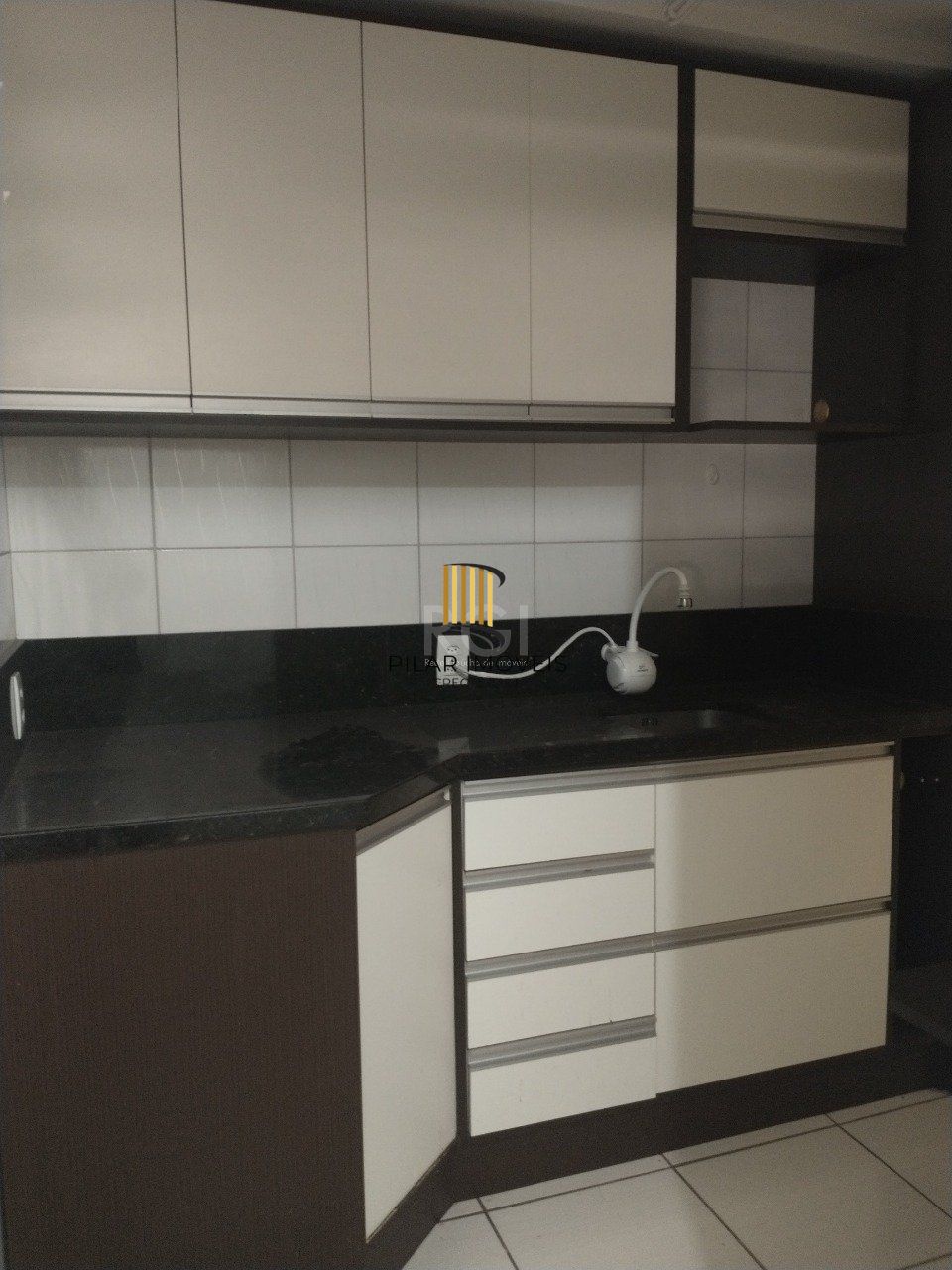 Apartamento para Venda - 54.63m², 2 dormitórios, 1 vaga - Camaquã