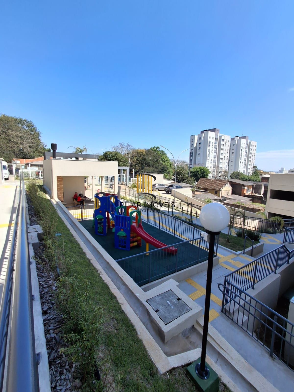 Apartamento de 2 dormitórios com suíte e 1 vaga escriturada !