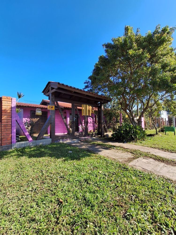 Oportunidade Única em Nova Tramandaí – Casa com 2 Dormitórios + 2 Kitnets nos Fundos! - Pilar Imóveis