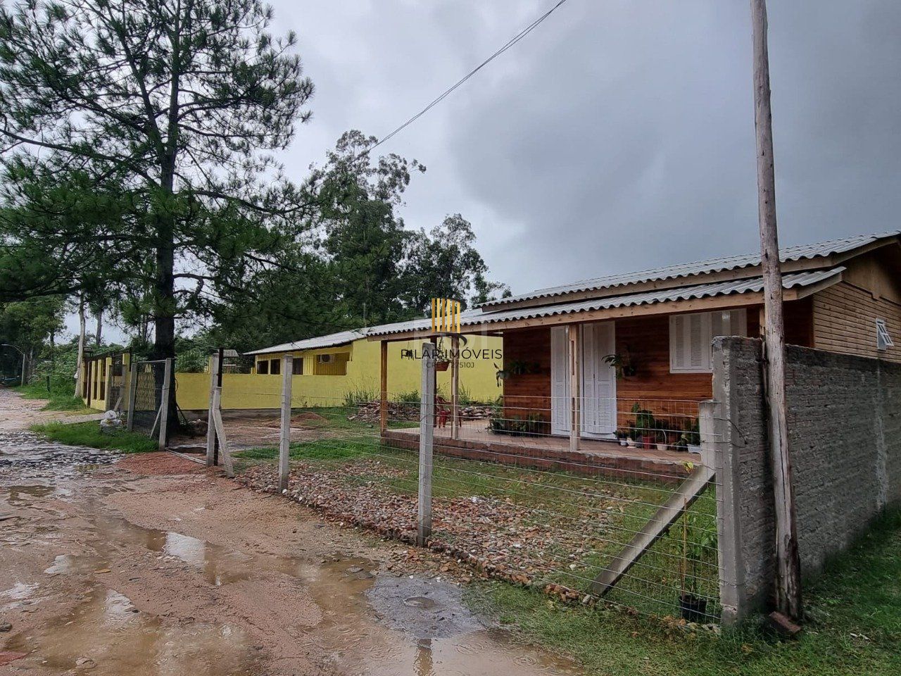CASA com 2 dormitórios no bairro Chapéu do Sol Porto Alegre RS