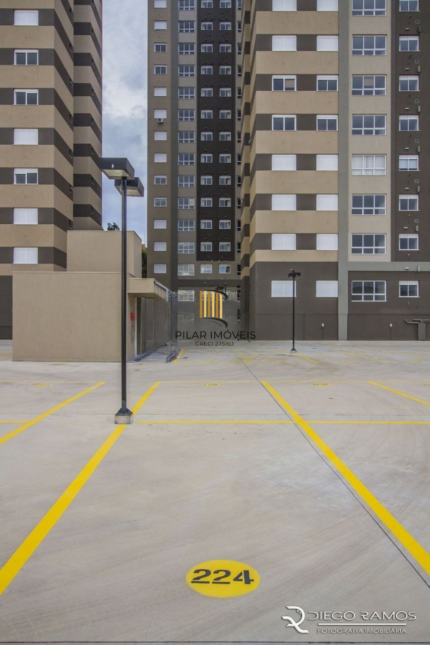 Excelente apto 2 dormitórios, 55m² privativos com churrasqueira, andar alto no JARDIM CARVALHO, condomínio completa infra.