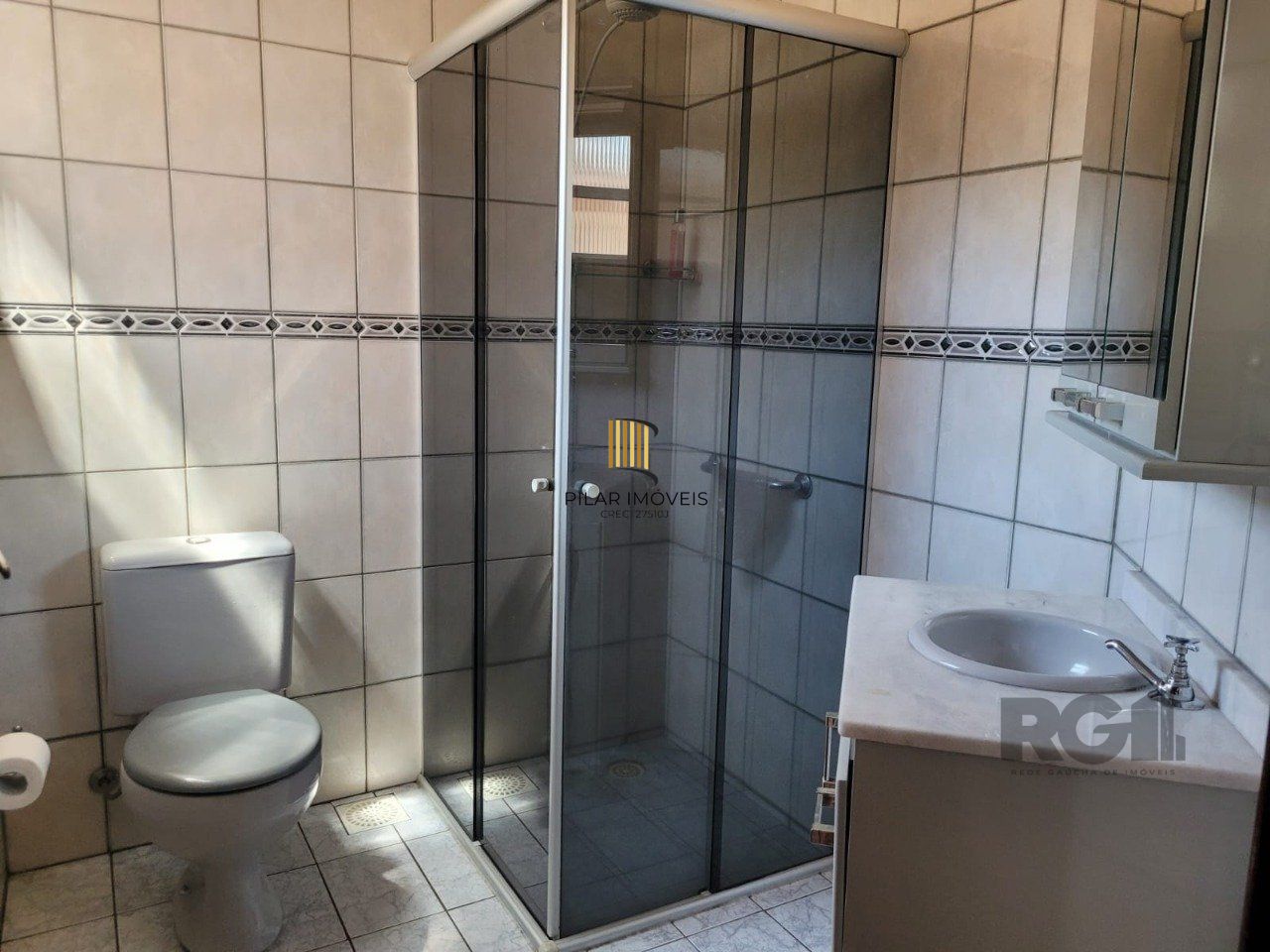 Casa para Venda - 181.5m², 4 dormitórios, 2 vagas - Partenon