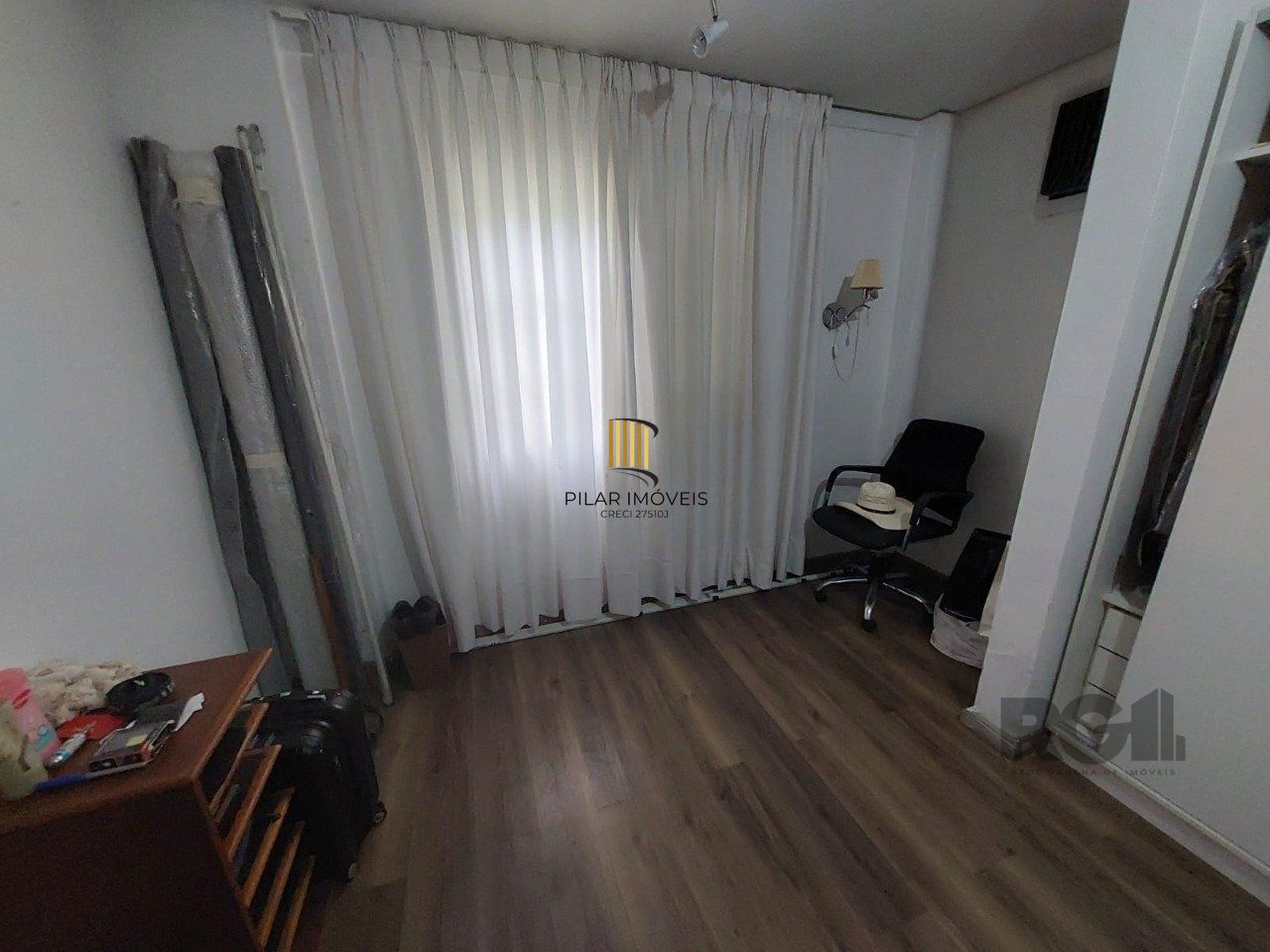 CASA DE 3 QUARTOS - 1 SUITE - 1 HOME OFFICE - LAREIRA - PISCINA - PÁTIO - IPANEMA - ESPÍRITO SANTO - PORTO ALEGRE - RS