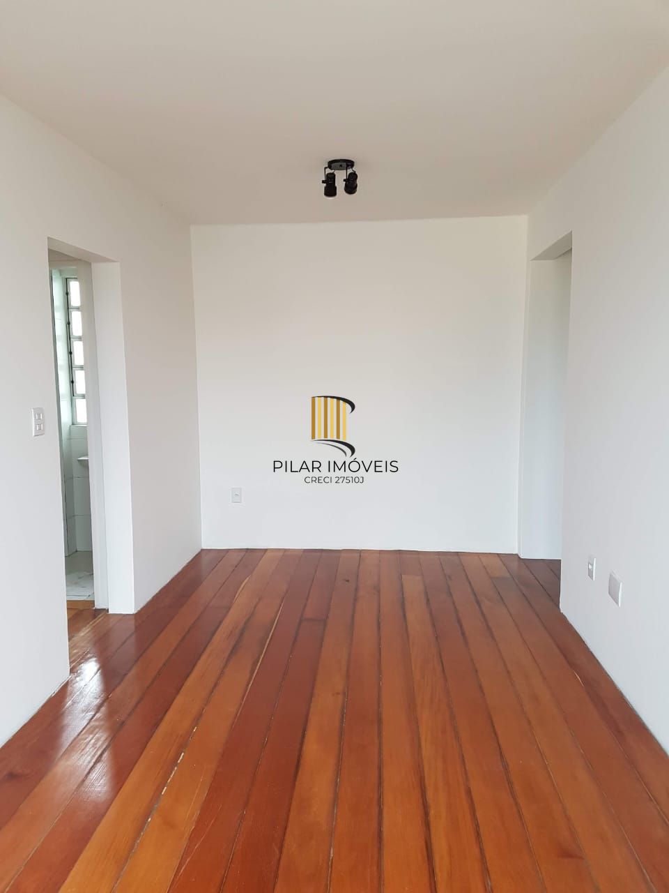 Apartamento de 01 dormitório no  Bairro da Tristeza em Porto Alegre/RS.