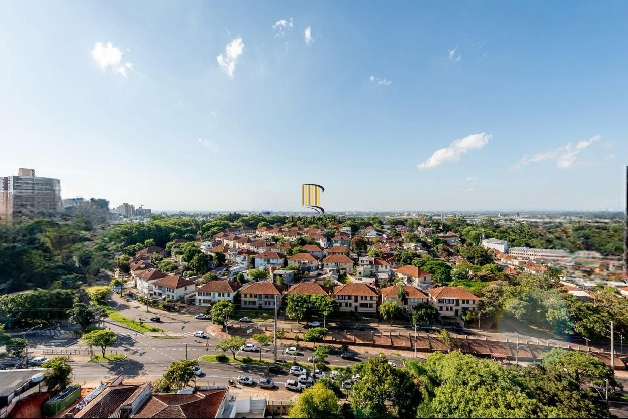 Cobertura com 157m2, 3 dormitórios no bairro Boa Vista.