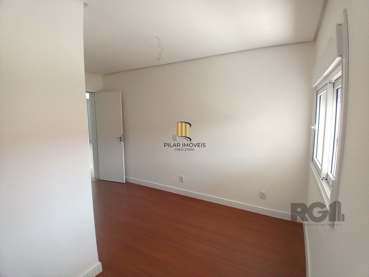 Casa 3 dormitórios, 2 suítes, 2 vagas, no bairro Hípica, Porto Alegre/RS
