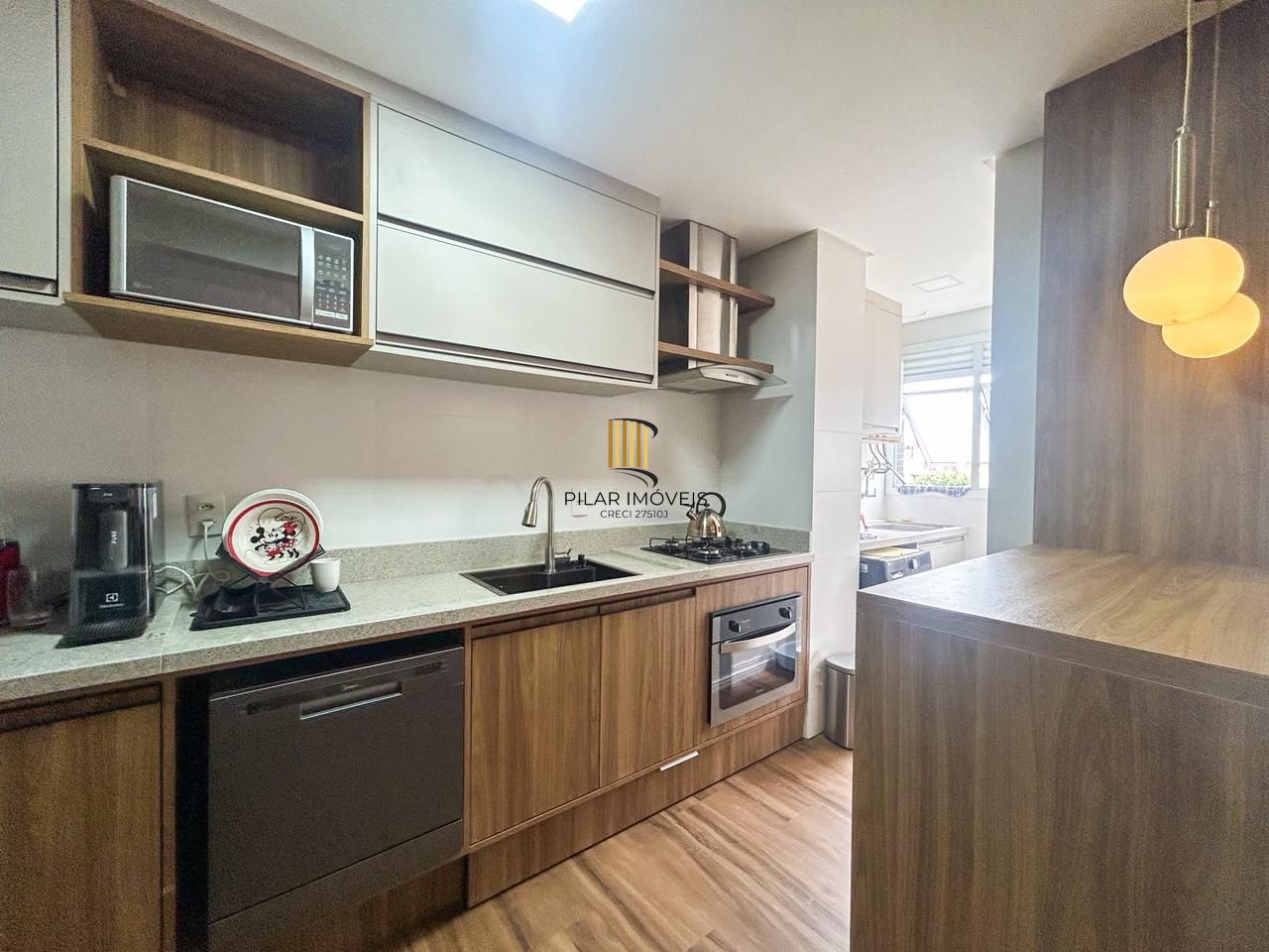 Impecável apartamento 03 dormitórios, 01 suíte - 87m² privativos, condomínio completa infra no Bairro Santa Tereza - Vaga dupla coberta.