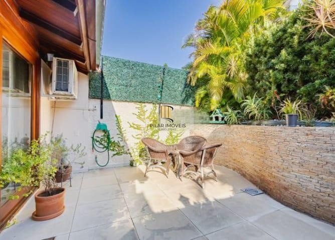 CASA DE CONDOMÍNIO, 3 DORMITÓRIOS, SUÍTE, NO BAIRRO JARDIM SABARÁ, PORTO ALEGRE/RS