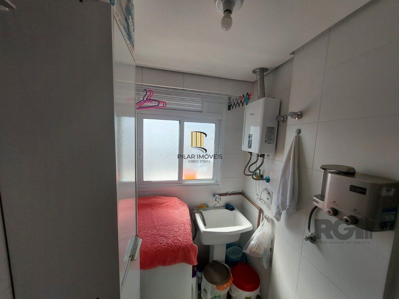 APARTAMENTO 2 QUARTOS - 1 SUITE - 2 VAGAS - ELEVADOR - IPANEMA - PORTO ALEGRE - RS