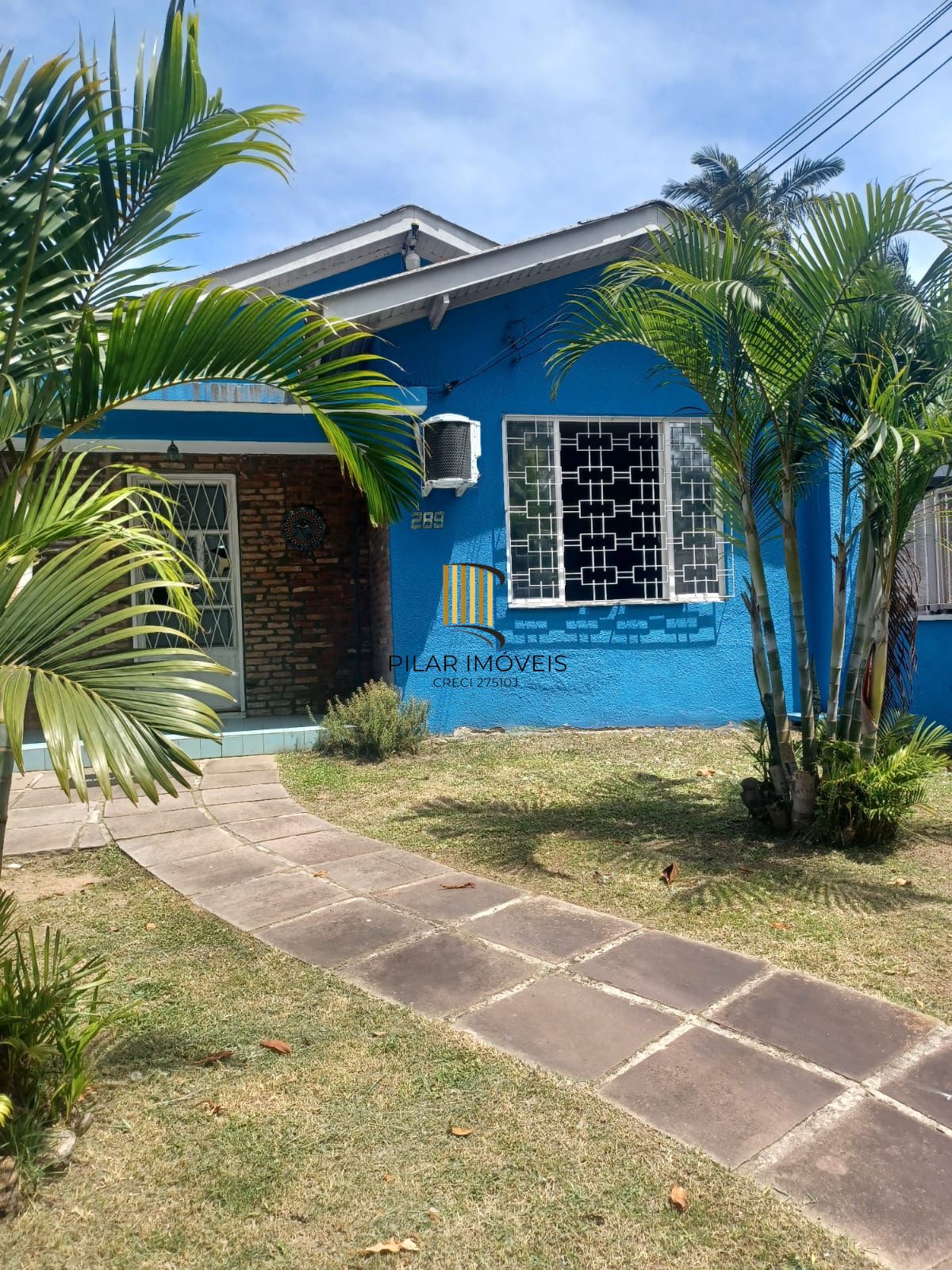 CASA 2 DORMITÓRIOS, 4 VAGAS PRÓXIMO AO BARRA SHOPPING - Pilar Imóveis