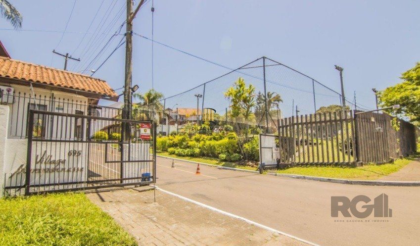 Casa Cond 5 dorm, 3 WC, piscina, jadim grande, cavalhada, Porto Alegre, RS