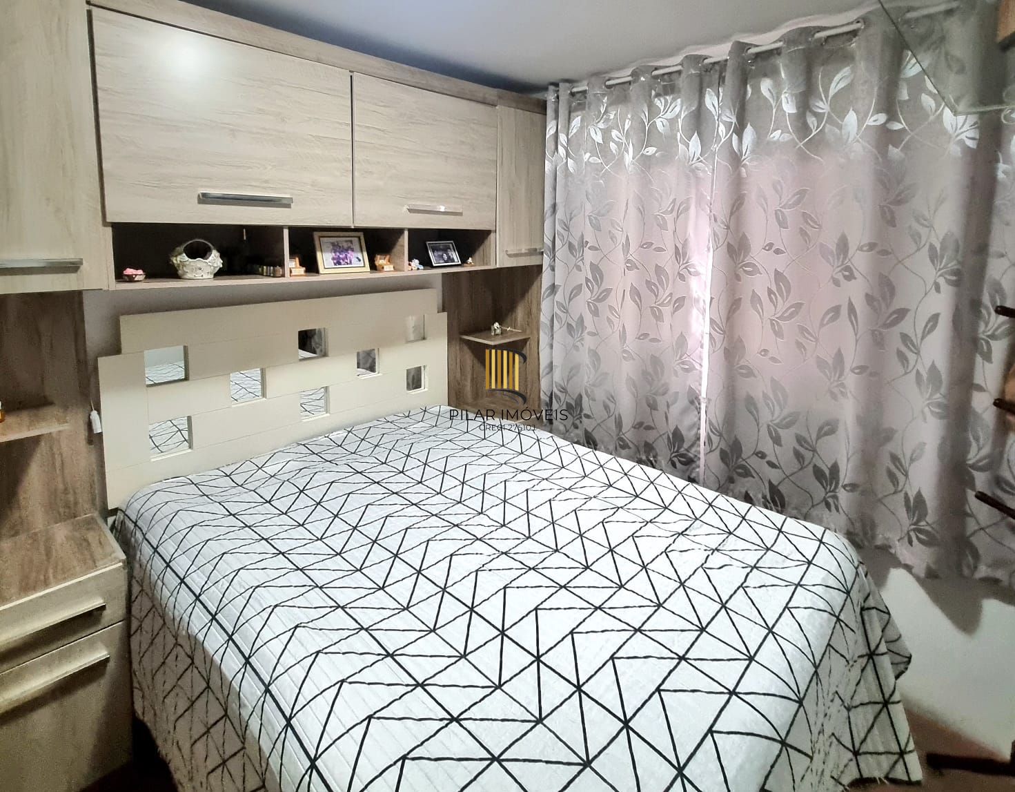 Apartamento Térreo com 02 quartos e 01 vaga no Bairro Campo Novo