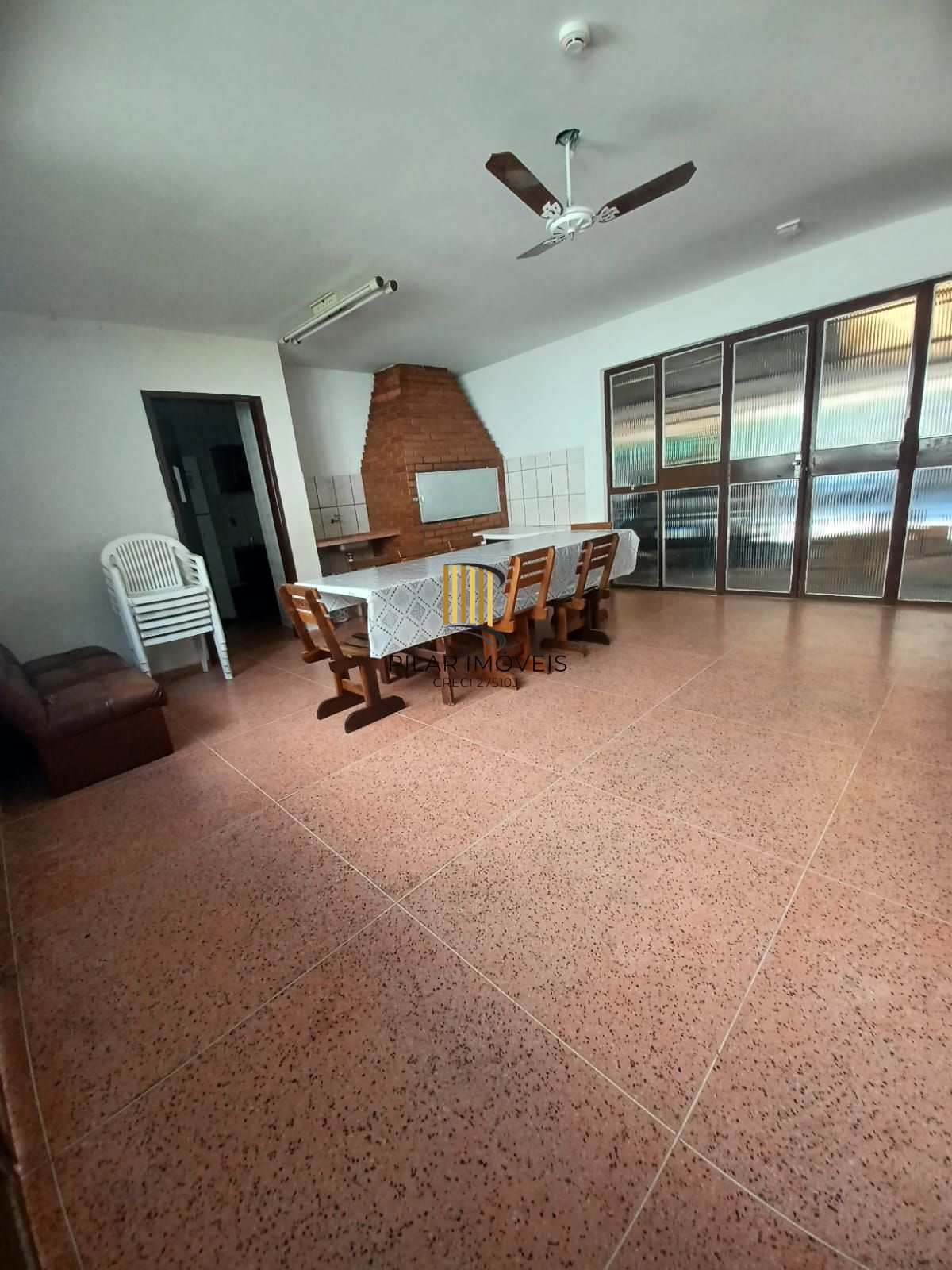 APARTAMENTO 2 DORMITÓRIOS – ÓTIMO ESTADO | LOCALIZAÇÃO PRIVILEGIADA