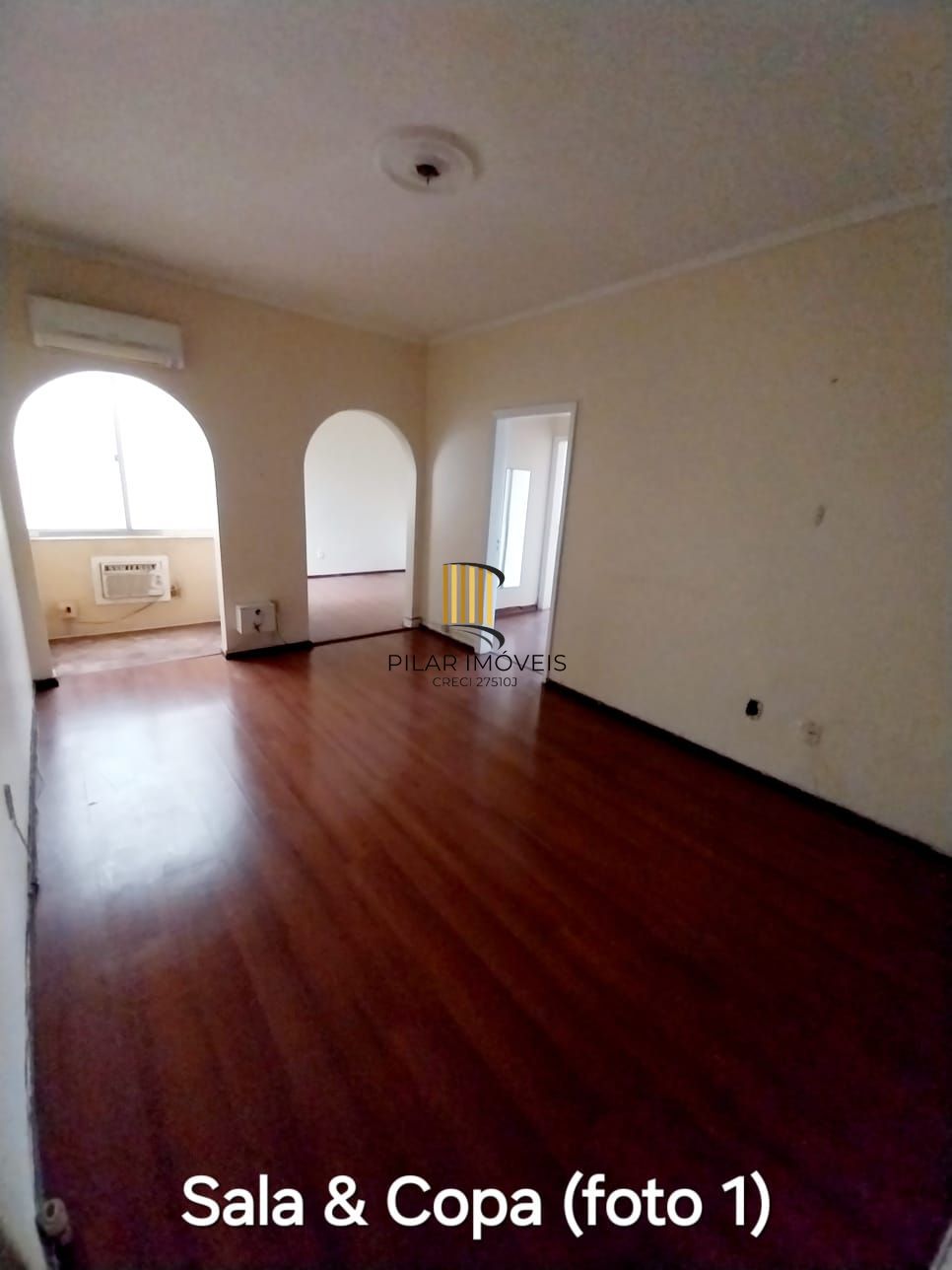 Apartamento com 03 quartos e 02 banheiros no Bairro Petrópolis