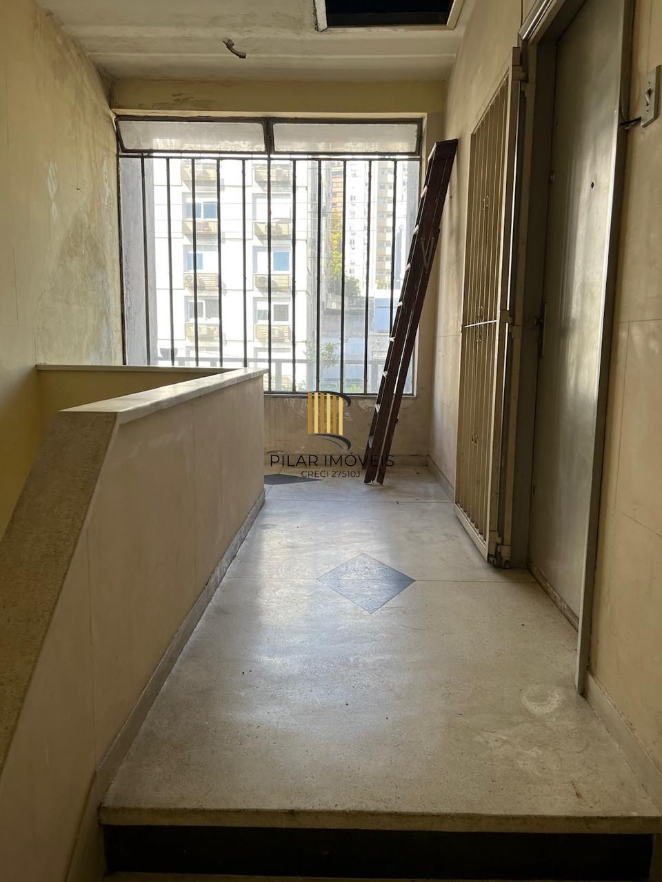 Prédio Residencial 3 dormitórios no bairro Rio Branco