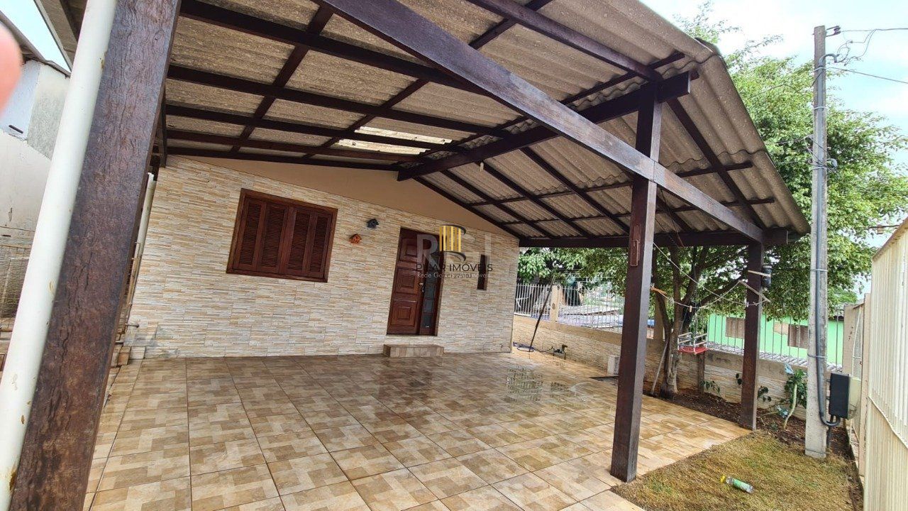 Casa para Venda - 94m², 3 dormitórios, 2 vagas - Agronomia, Porto Alegre - Pilar Imóveis