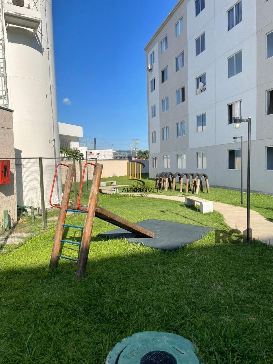 Apartamento com dois quartos no bairro Hípica