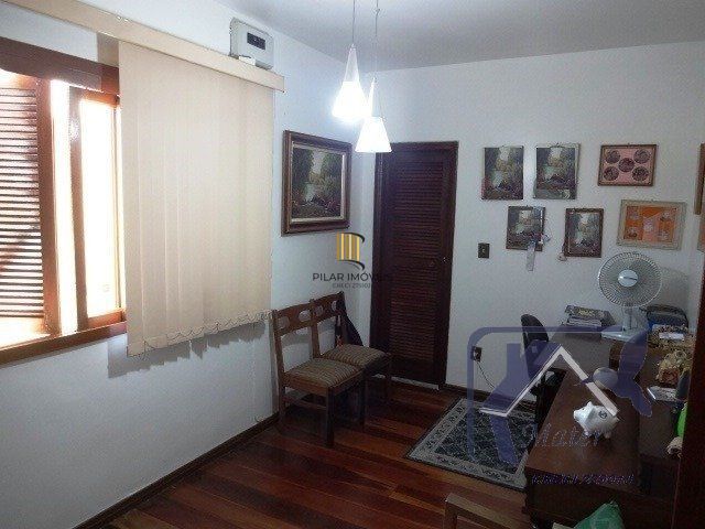 Casa para Venda - 318m², 4 dormitórios, sendo 1 suites, 4 vagas - Cavalhada