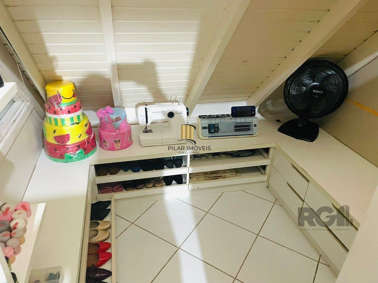 Ótima casa de 3 dormitórios no Condomínio Vivendas do Porto no bairro Tristeza