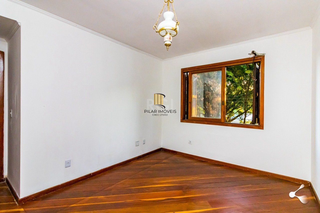 EXCELENTE APARTAMENTO DE 3 DORMITÓRIOS E 2 VAGAS DE GARAGEM