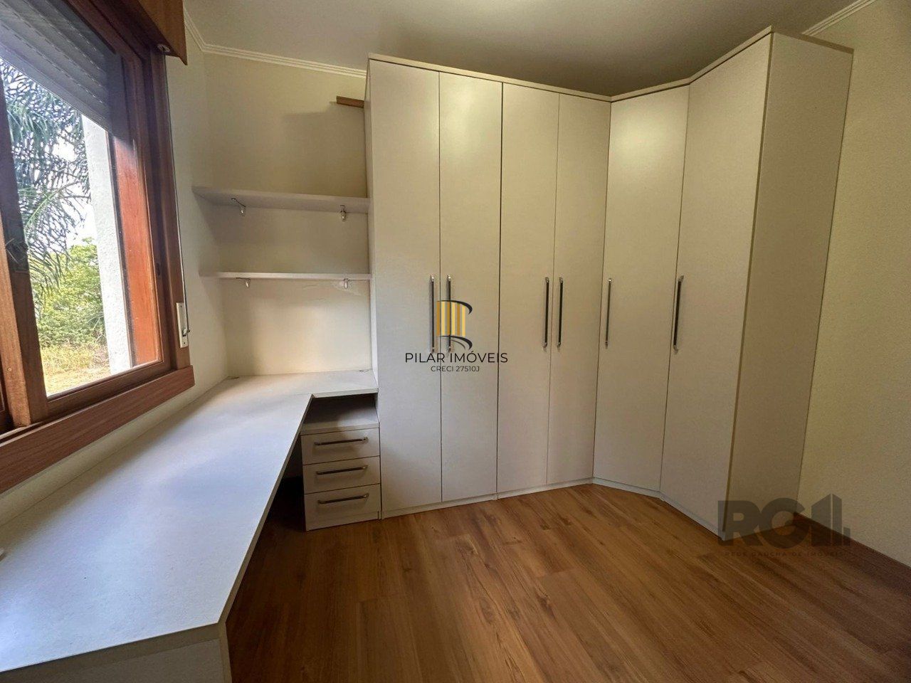 Apartamento a venda no bairro tristeza 2 dormitórios e vaga de garagem