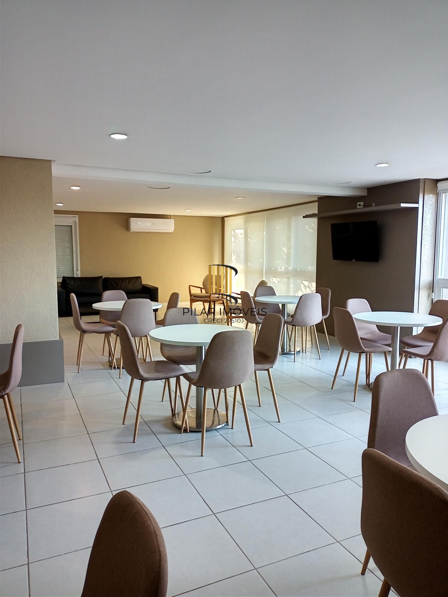 Apartamento 2 Dormitórios (1 Suíte), 64m², Churrasqueira, Vaga Coberta