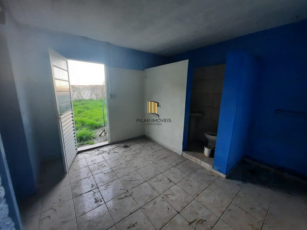 Casa 3 dormitórios no bairro Parque Amador