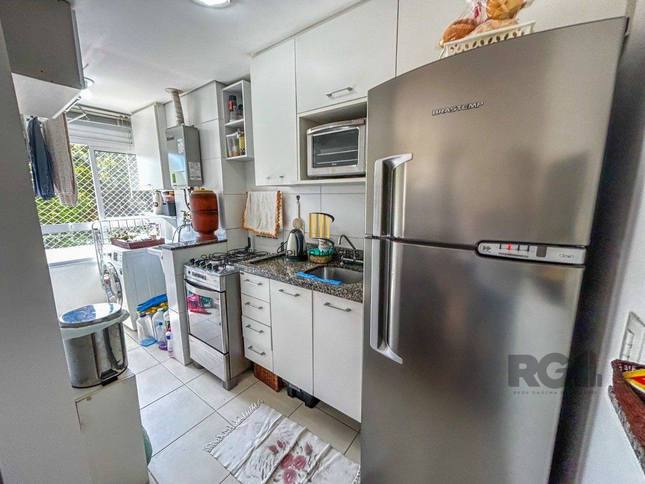 Apartamento de 02 dormitórios no Bairro Tristeza em Porto Alegre/RS