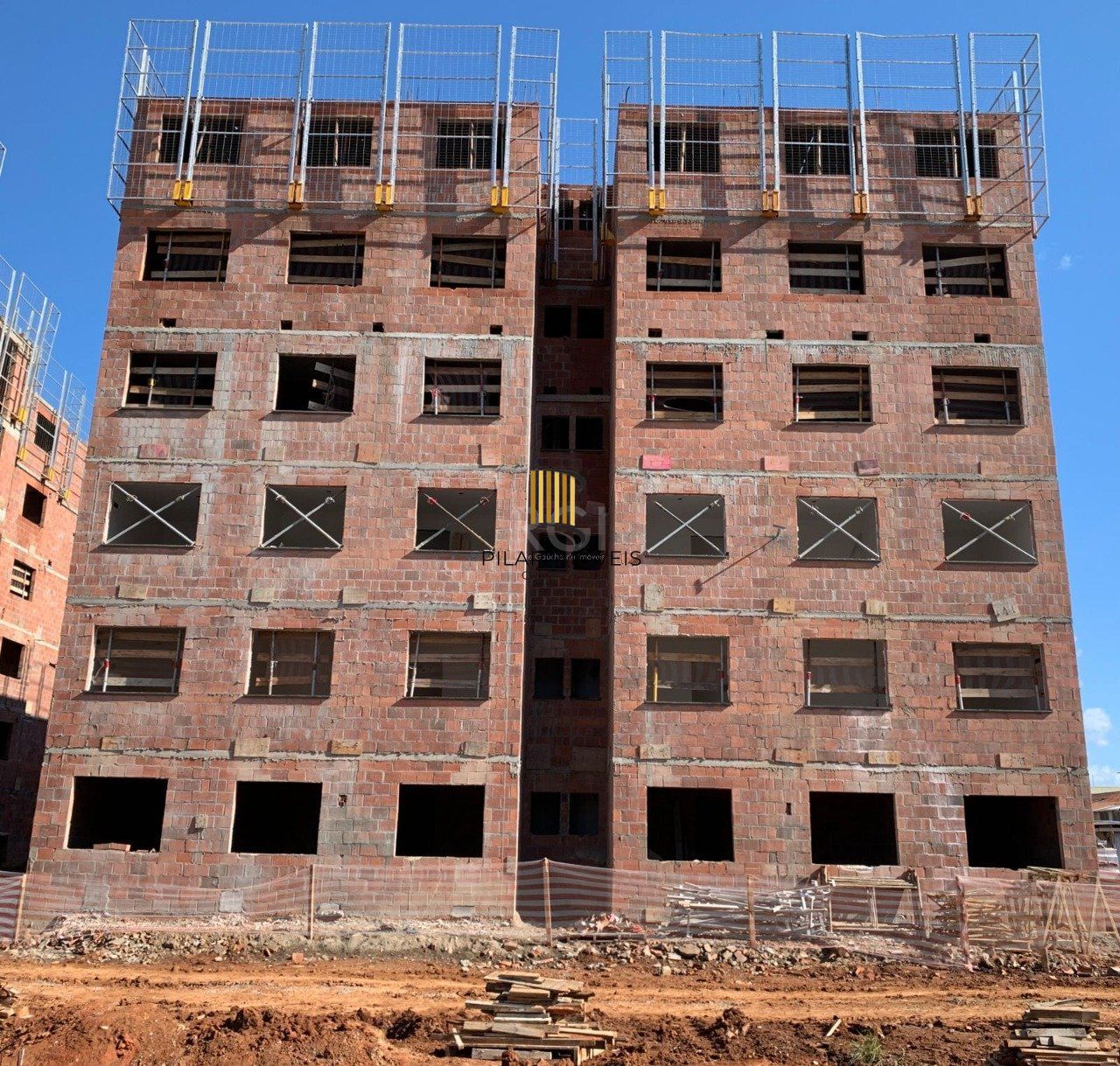 Apartamento em construção de 3 dormitórios no bairro Igara em Canoas