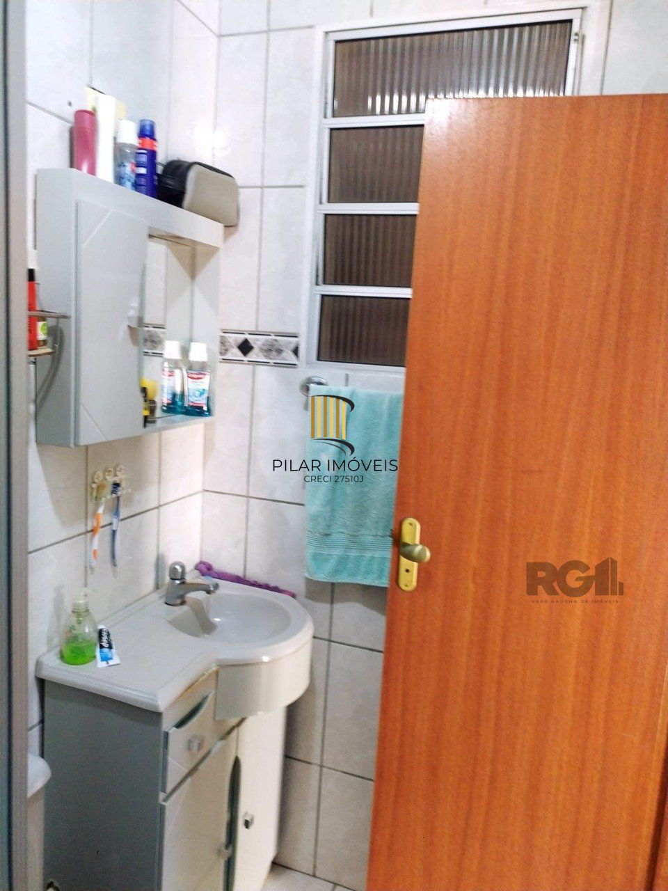 Apartamento de 2 dormitórios com vaga no bairro Petrópolis