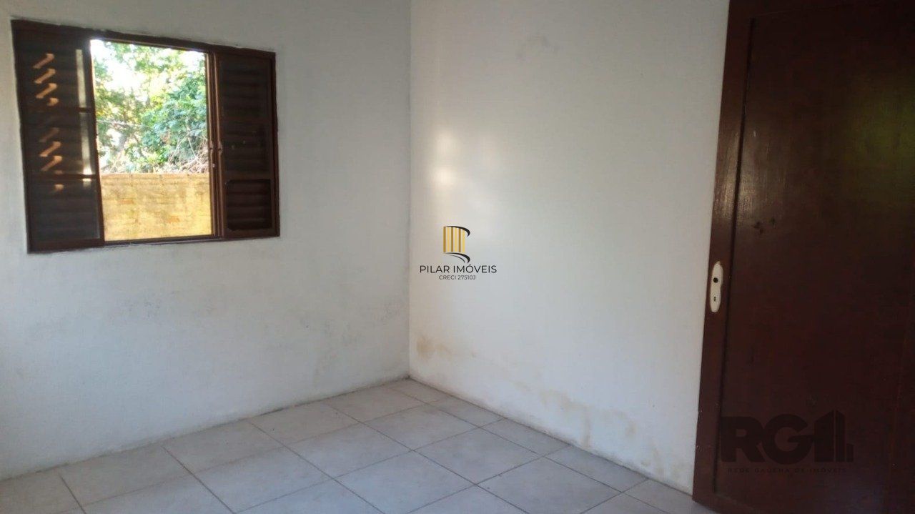 Casa à venda 2 dormitórios 3 vagas no Bairro Lami Porto Alegre RS